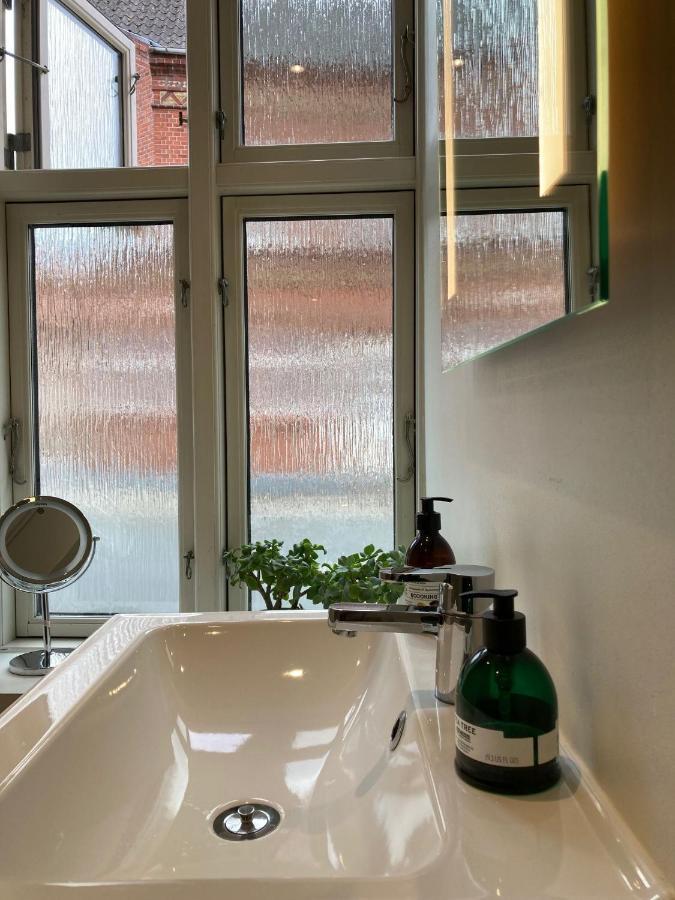 Central Beliggenhed Lys Og Hyggelig Kolding Dış mekan fotoğraf