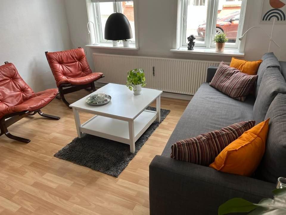 Central Beliggenhed Lys Og Hyggelig Kolding Dış mekan fotoğraf